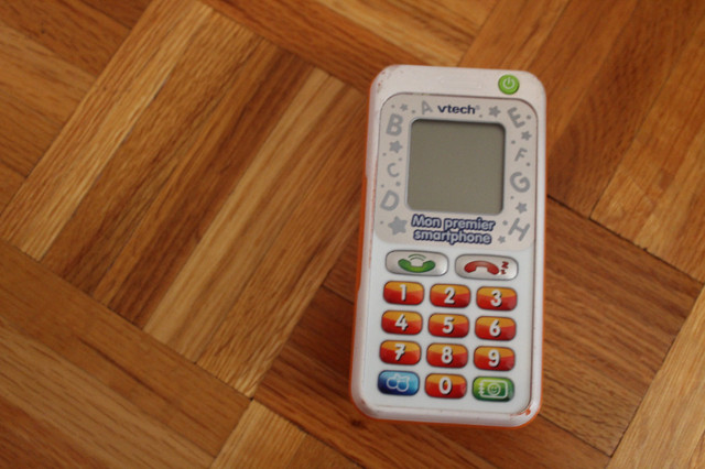 MON PREMIER SMARTPHONE VTECH/MY FIRST SMARTPHONE dans Jouets et jeux  à Ville de Montréal