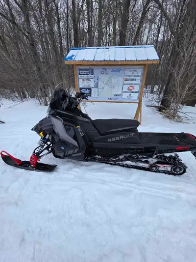 2022 6500km Switchback assault 7s display Travel bag Track good Fully stock Only trade for Yamaha 99...
