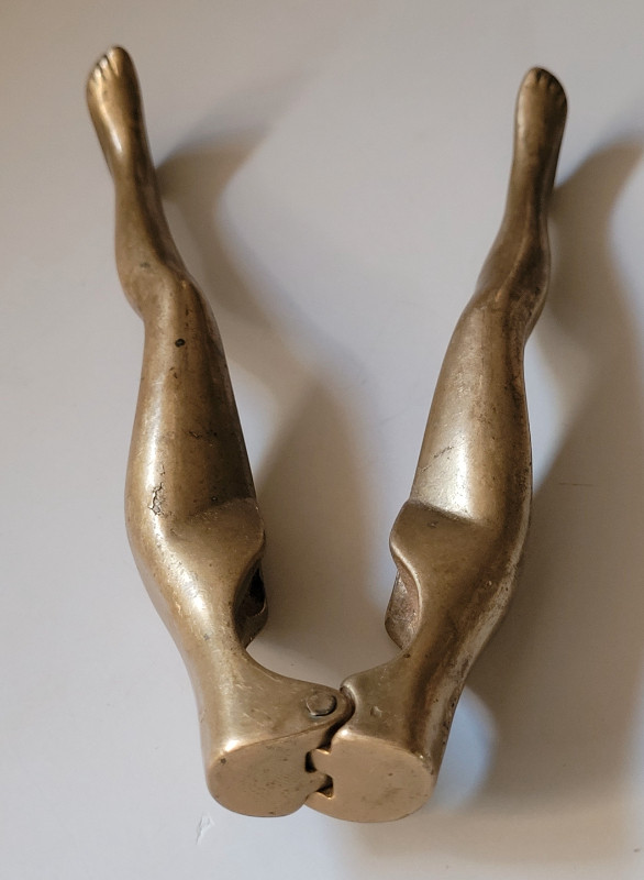 Vintage Solid Heavy Brass Lady Legs Hips Shape Nutcracker in Arts & Collectibles in Oshawa / Durham Region - Image 2