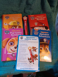 Paw Patrol Quiz it pen and 4 books