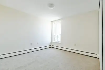 Room for Rent – Nepean/Skyline Area – $950 All Inclusive – July 1st Private bedroom available in a c...