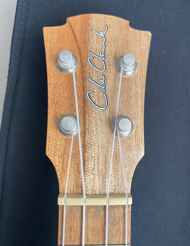 Cole Clark Ukelady FL1A dans Guitares  à Corner Brook - Image 2