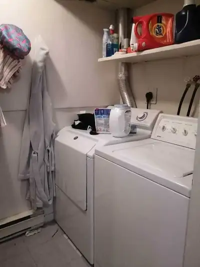 Bright 1-Bedroom Near University & Stone Road Mall – Available September 1 Looking for a clean, comf...