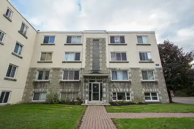 Cozy 1-Bedroom in Prime Location