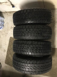 Pneus d’hiver/Winter tires 215-70-R16