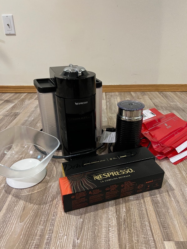 Nespresso Virtuo Deluxe Flathead and Aeroccino Coffee Makers