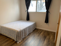 Room for rent just walking distance to Southgate mall