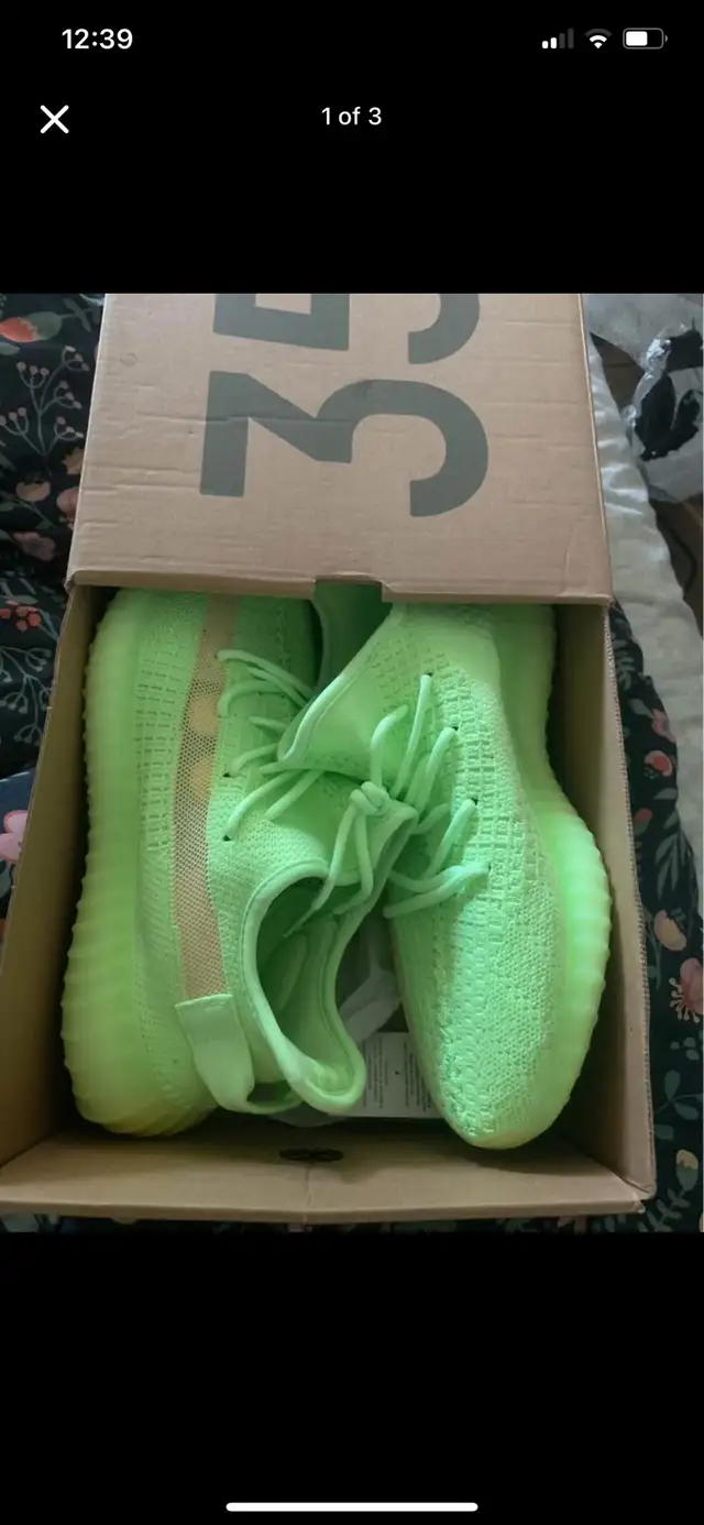 size 11 yeezy boost 350 v2 glow in Men's Shoes in London - Image 2