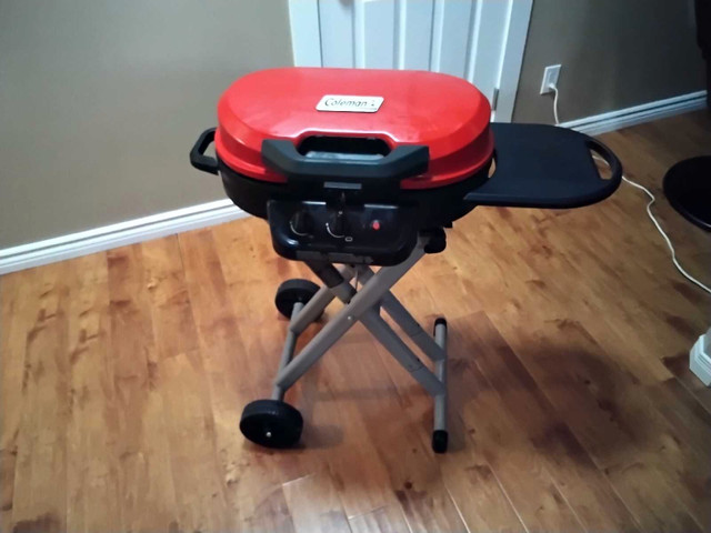 Coleman portable gas barbecue  in BBQs & Outdoor Cooking in Napanee - Image 2