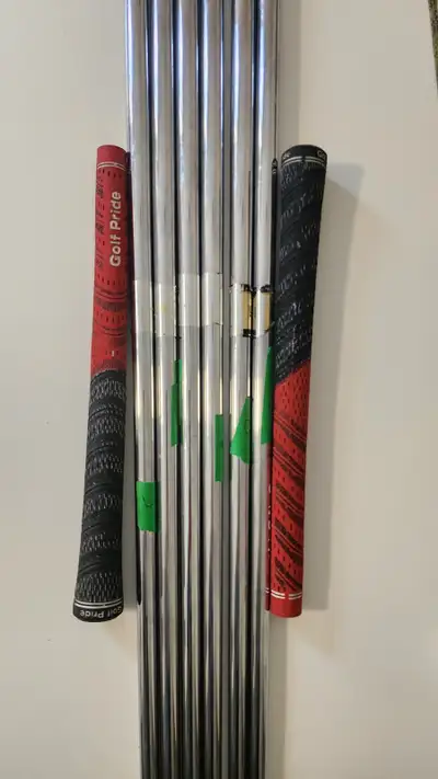 Dynamic Gold R300, 105G, Regular shaft 5-PW, View more