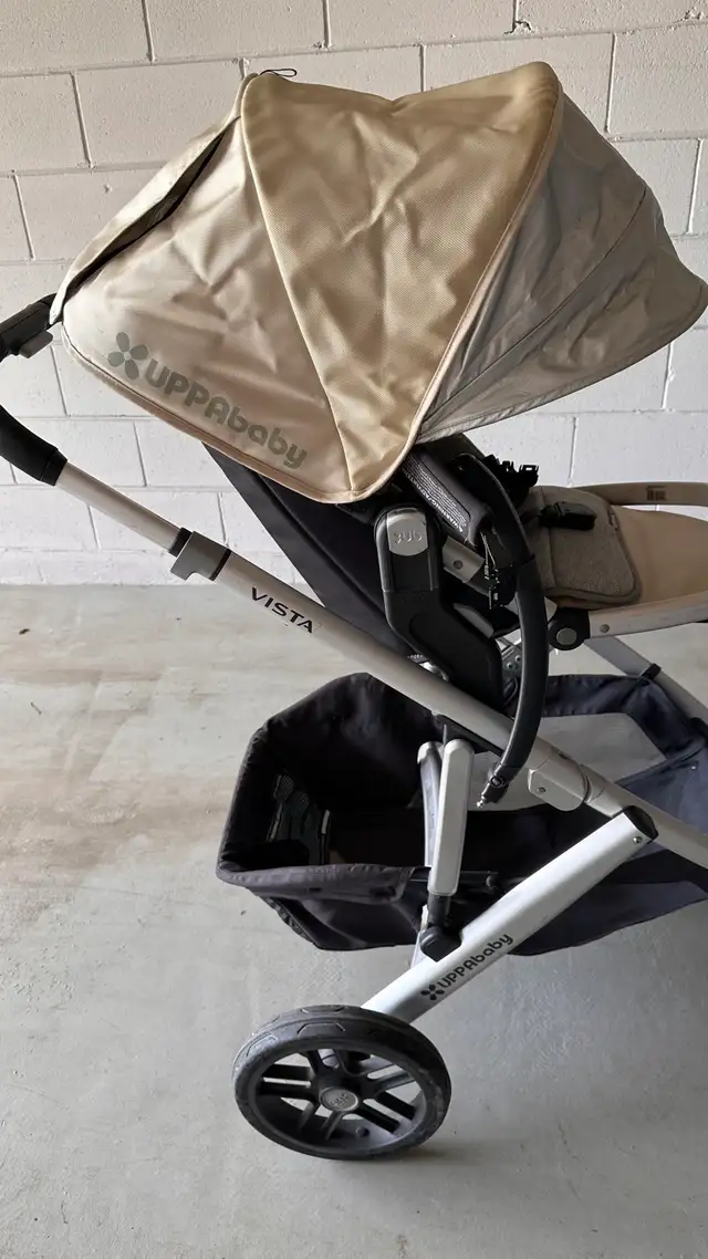 Uppababy vista v1 stroller system in Strollers, Carriers & Car Seats in City of Toronto - Image 4