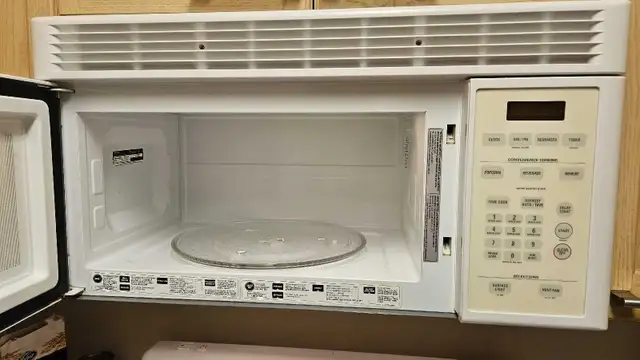 13.5" GE Microwave Turntable Assembly with Plate in Microwaves & Cookers in Mississauga / Peel Region - Image 7