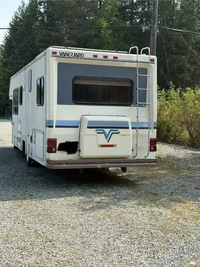 For Sale – 1990 Vanguard Limited Edition Motorhome This motorhome has a special story—my dad bought...