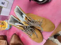 Womens size 8 shoes and boots