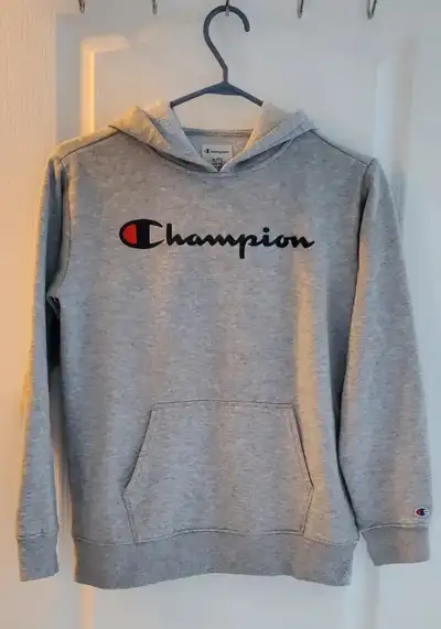 Champion sweater for sale kijiji deals