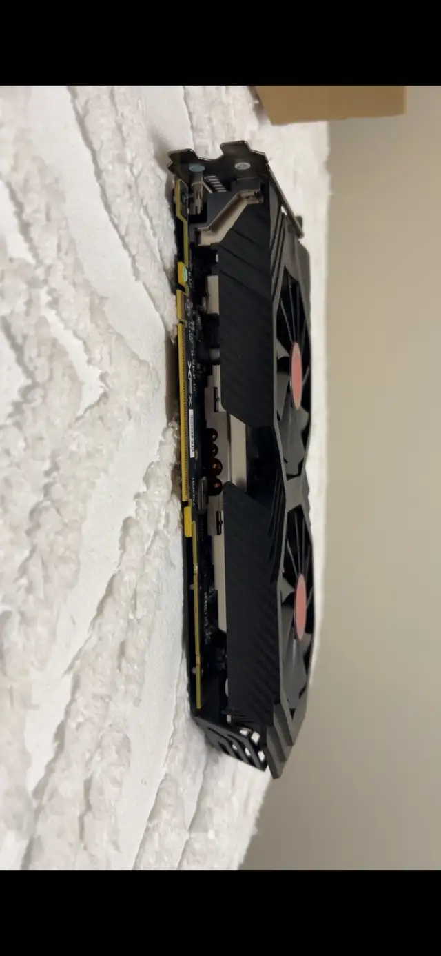 AMD RX 580 SPECIAL EDITION in System Components in Calgary - Image 6