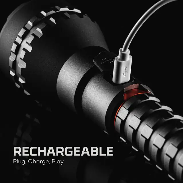 Nebo Luxtreme flashlight, 1/2 mile beam,USB rechargeable. in Outdoor Tools & Storage in Oshawa / Durham Region - Image 4