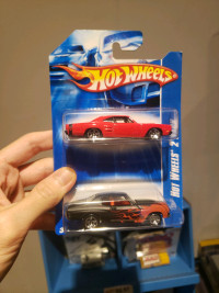 2007 Hot wheels 2 Pack Coronet Superbee/Chevelle SS red/black