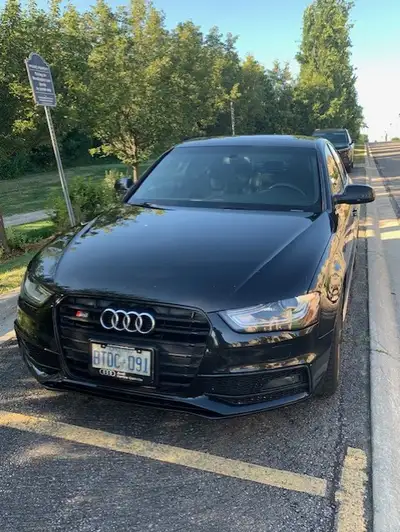 Black-on-black 2014 Audi S4 (B8.5 chassis) Technik trim, 174,000 km. 3.0L supercharged V6 TFSI, quat...