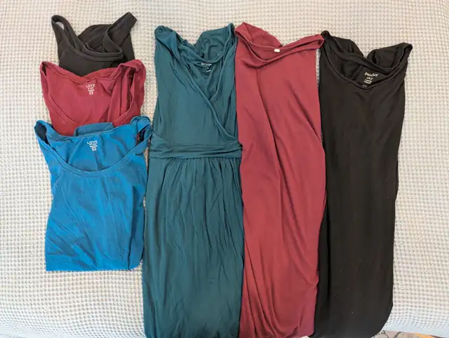 Maternity Clothes - Gap, H&M, Motherhood Maternity, Thyme Matern63234805814017121