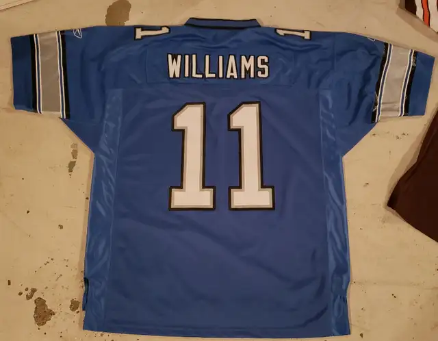 NFL jerseys in Arts & Collectibles in Ottawa - Image 2