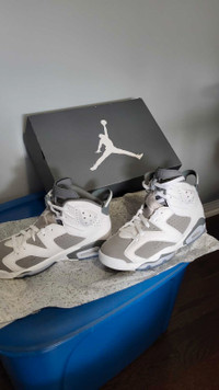 Air Jordan 6 Retro White/Gray - Boys 6.5 shoes