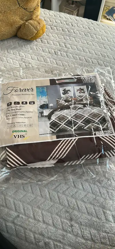 queen sized bed sheet new, View more