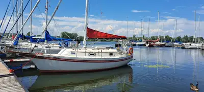 Vita is a 29' Bayfield sailboat rigged as a cutter. She has a main and 2 furling headsails. Very wel...