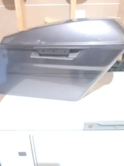 Right side saddlebag and lid from 2016 street glide good shape. No hardware. $200.