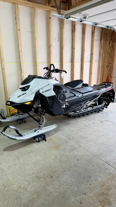 2025 Ski-Doo Summit Adrenaline 146 850. Bought it new and ended up going a different direction befor...