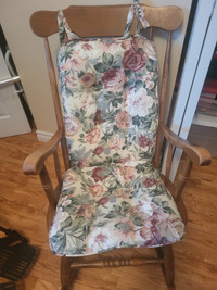Rocking  chair with cover