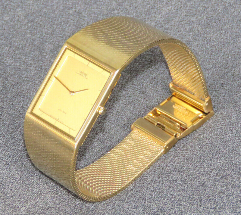 SEIKO LASSALE 8420-6179 ULTRA THIN MEN BRACELET GOLD WATCH MINT | Jewellery  & Watches | City of Toronto | Kijiji