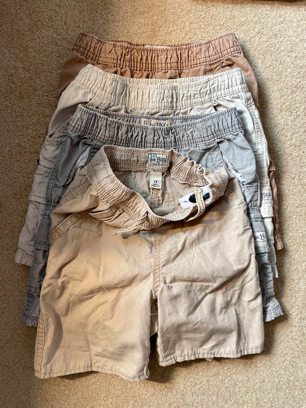 4T bundle of boys clothes in Clothing - 4T in Calgary