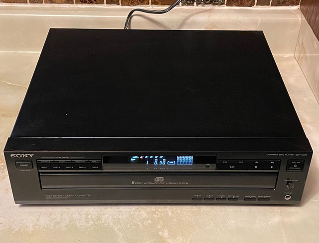 SONY CDP-C225 Compact Disc Player 5-CD Changer WORKS PERFECT EX! in Stereo Systems & Home Theatre in Hamilton - Image 2