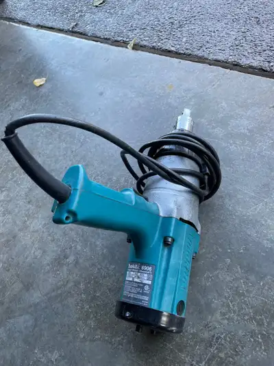 Makita 3/4 inch impact 6906, View more