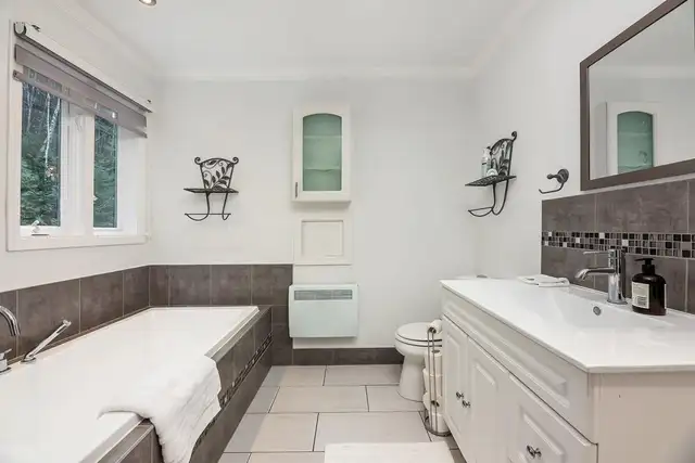 Chalet à louer à Chertsey avec sauna et spa entièrement meublé in Quebec in Canada - Image 8