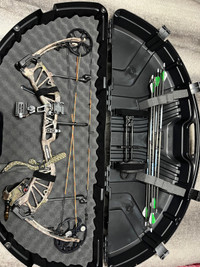 Bear approach LH compound bow 70#