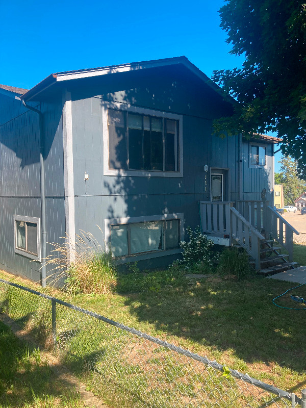 Three bedroom upper level house for rent, Salmon Arm Long Term Rentals Kamloops Kijiji
