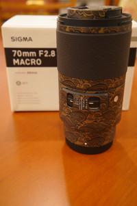 Sigma 70mm F2.8 DG Macro | Art lens (Sony FE mount)