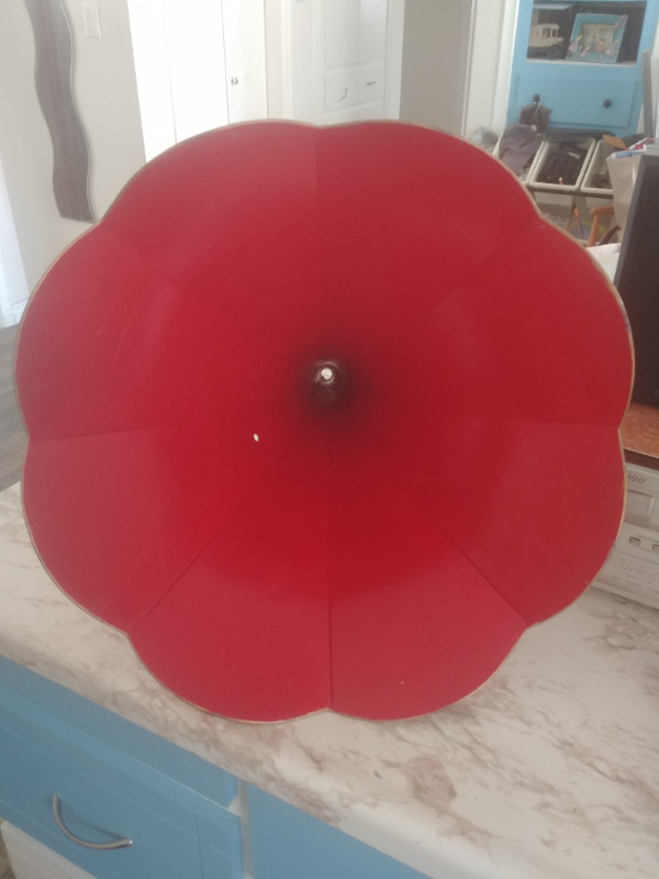 PHONOGRAPH HORN in Arts & Collectibles in Markham / York Region