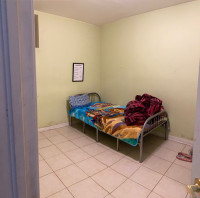 1 Bed Room for Rent - Move in - $700 - Albion Islington - FEMALE