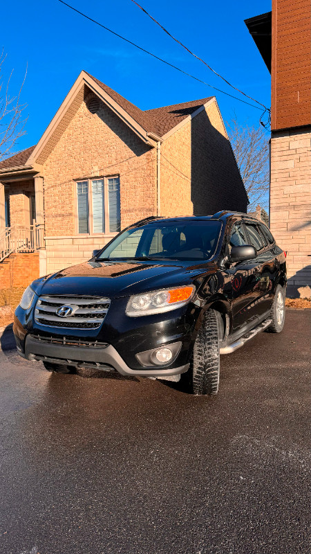 Hyundai Santa Fe 2012 3.5v6 dans Autos et camions  à Longueuil/Rive Sud