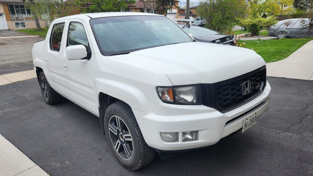 2012 Honda Ridgeline in Cars & Trucks in City of Toronto - Image 2