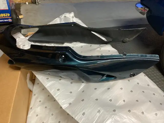 Honda VFR Fairing arrière in Motorcycle Parts & Accessories in Laval / North Shore - Image 11