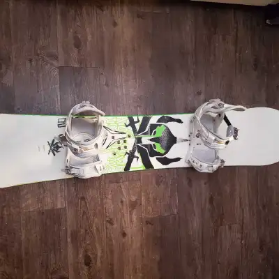 152cm Atomic Snowboard with Bindings , View more