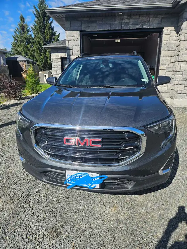 2018 GMC Terrain diesel FWD. with 180,000 km
