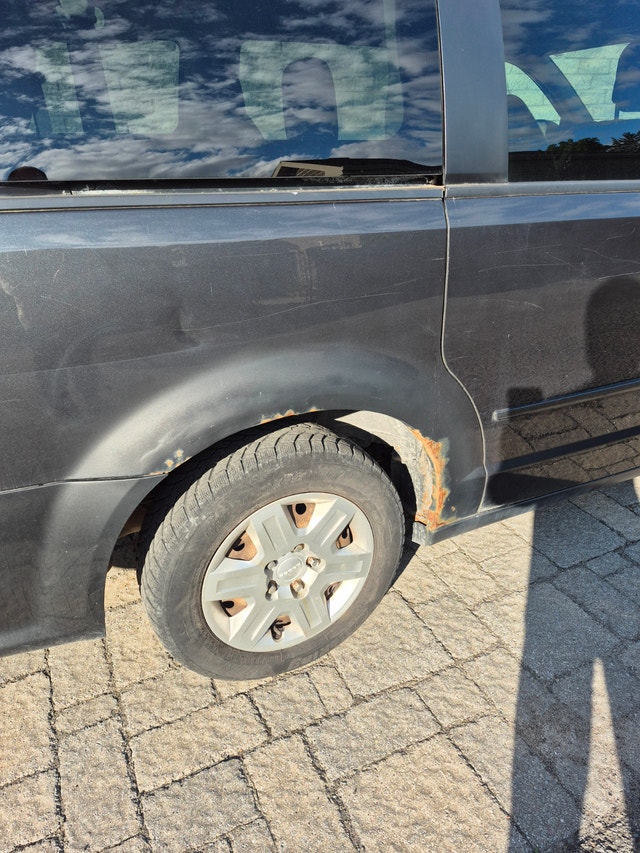 Dodge Grand Caravan 2012 en bonne condition — photo 4