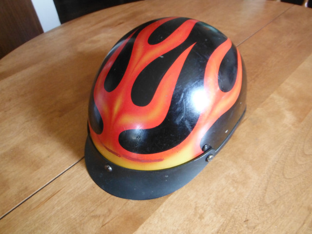 Half Lid Motorcycle Helmet M in Motorcycle Parts & Accessories in Markham / York Region
