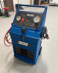 Sun Motorvac by Snap-On Fuel System Service Machine