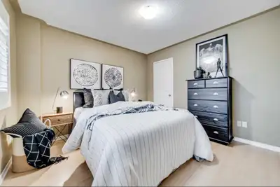 Room for rent in Bowmanville